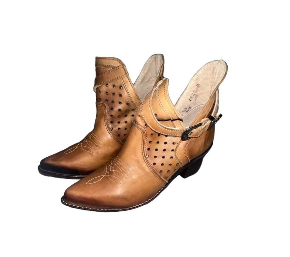 Circle G Q0221 Brown Cutout Strap Western Bootie